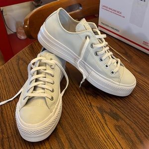 Converse chuck taylor all star lift sneakers sz 8